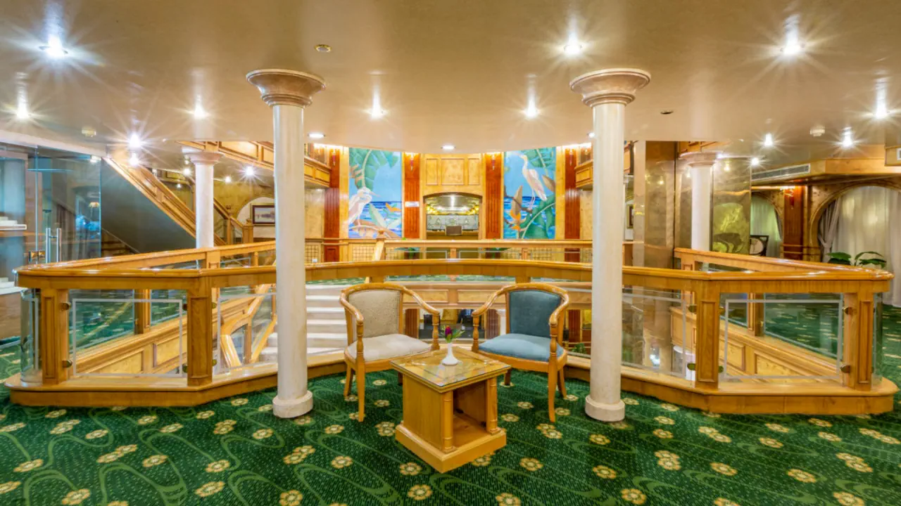 رحلة الباخرة شاتو لافاييت